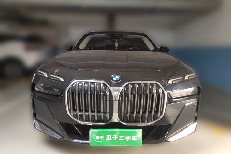 Used BMW 7 Series 2023 735Li M Sport Package Front
