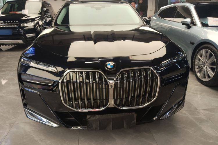 Used BMW 7 Series 2023 740Li Leading Model M Sport Package Front