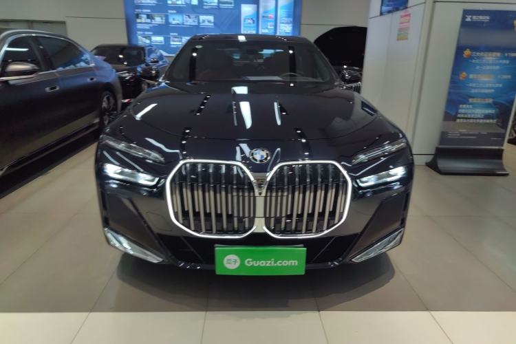 Used BMW 7 Series 2023 740Li Luxury Edition M Sport Package Front
