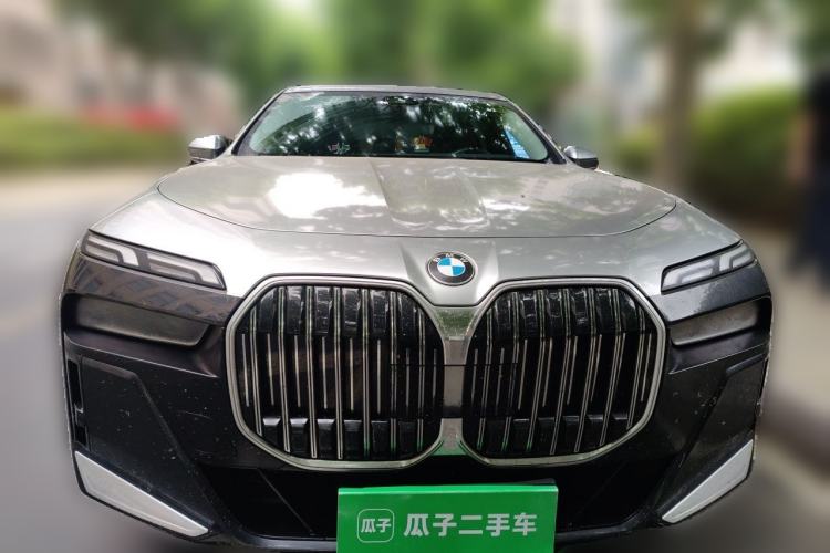 Used BMW 7 Series 2023 735Li M Sport Package Front