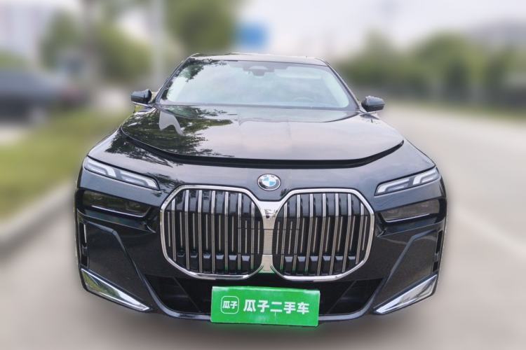 Used BMW 7 Series 2023 735Li M Sport Package Front
