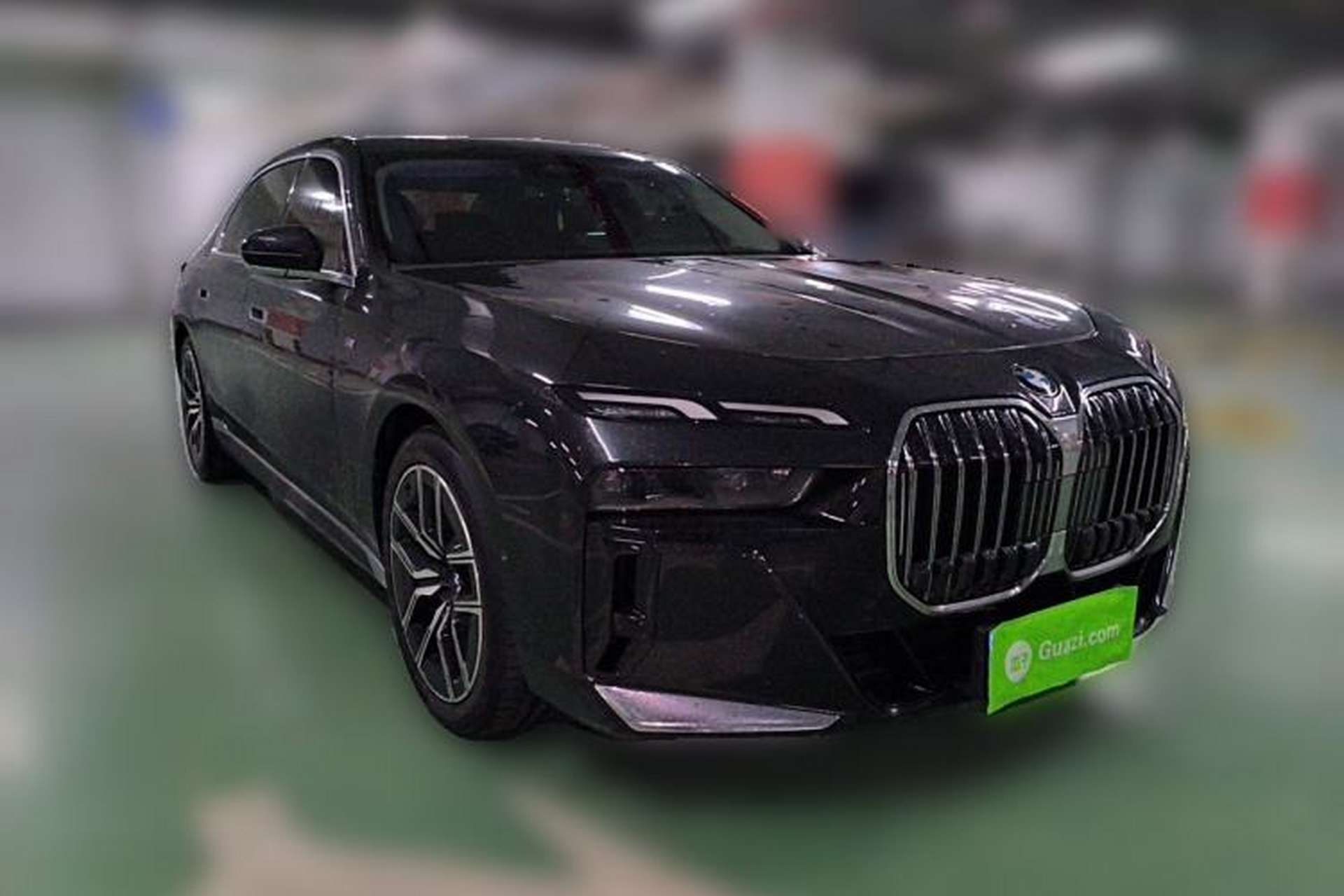 Used BMW 7 Series 2023 735Li M Sport Package Front Right 45 Deg