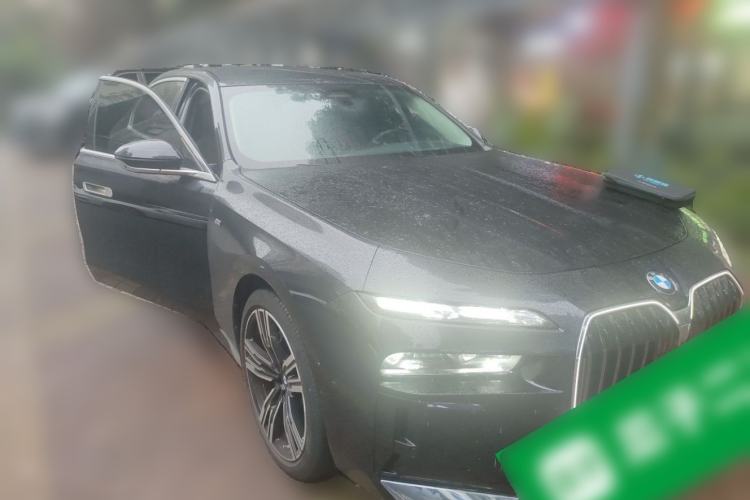 Used BMW 7 Series 2023 740Li Leading Model M Sport Package Front Right 45 Deg