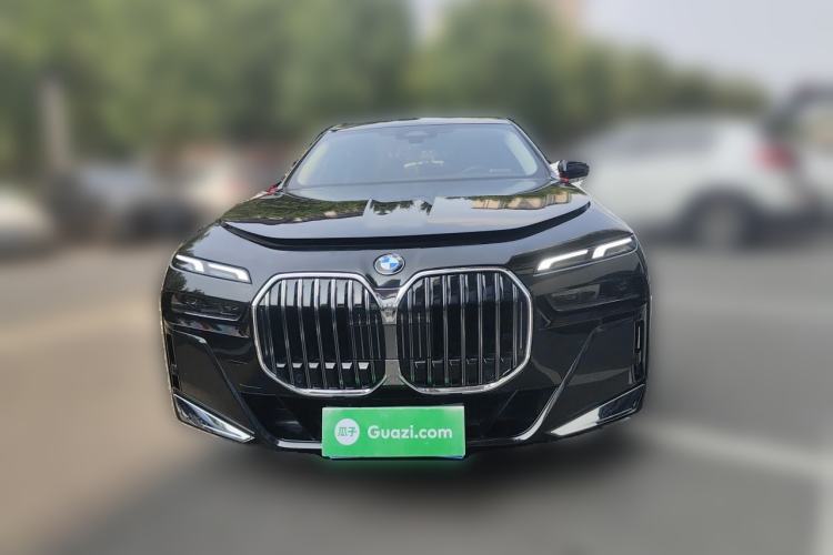 Used BMW 7 Series 2023 735Li M Sport Package Front