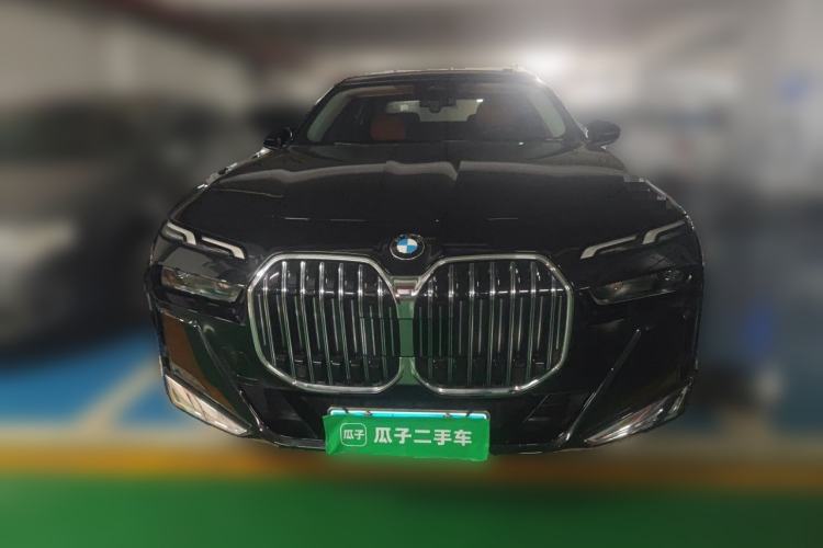 Used BMW 7 Series 2023 735Li M Sport Package Front