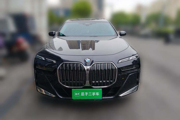 Used BMW 7 Series 2023 735Li M Sport Package Front