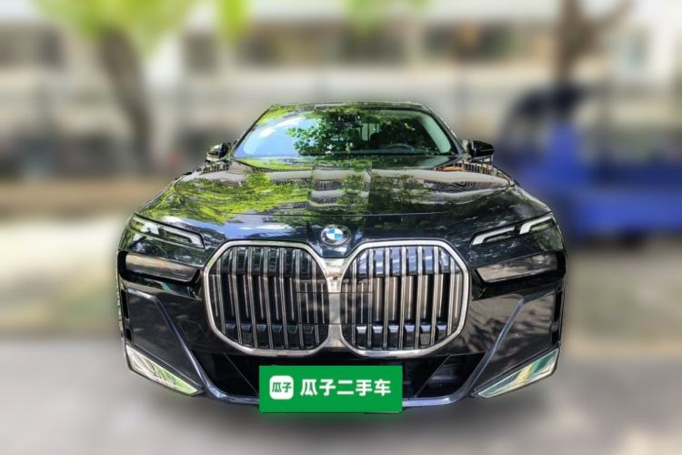 Used BMW 7 Series 2023 735Li M Sport Package Front