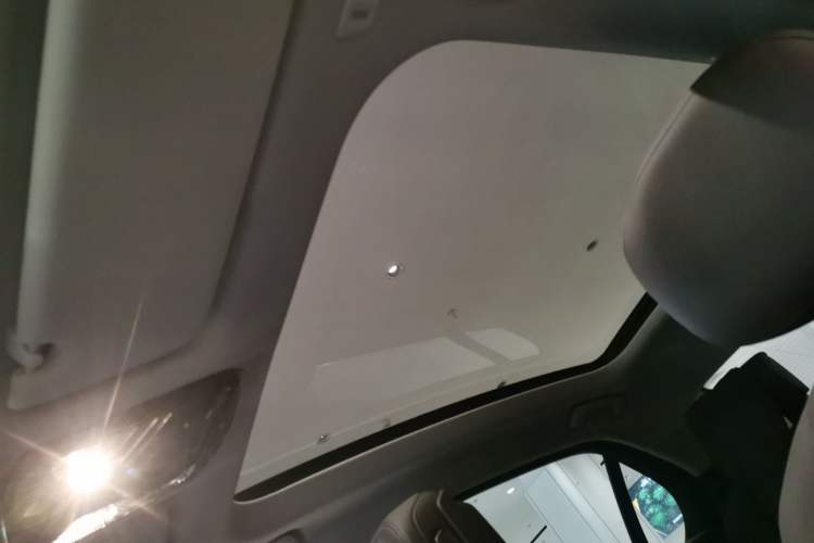 Used BMW 7 Series 2023 735Li M Sport Package Headliner