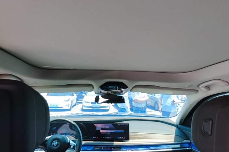 Used BMW 7 Series 2023 735Li Luxury Package Headliner
