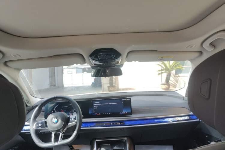 Used BMW 7 Series 2023 735Li M Sport Package Headliner