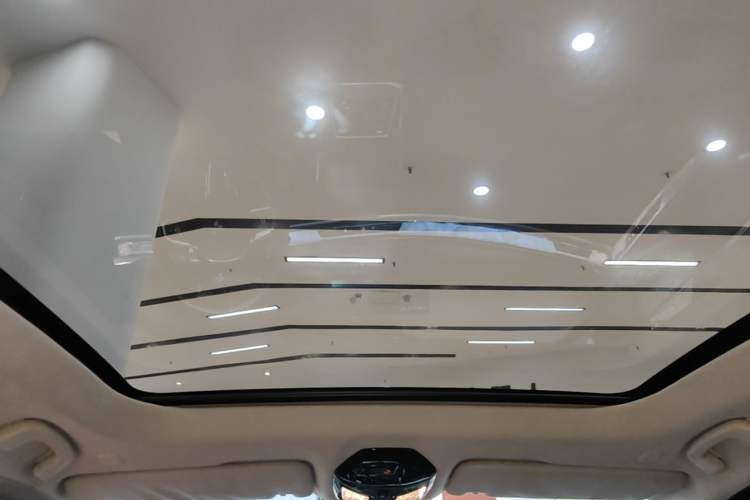 Used BMW 7 Series 2023 735Li M Sport Package Headliner