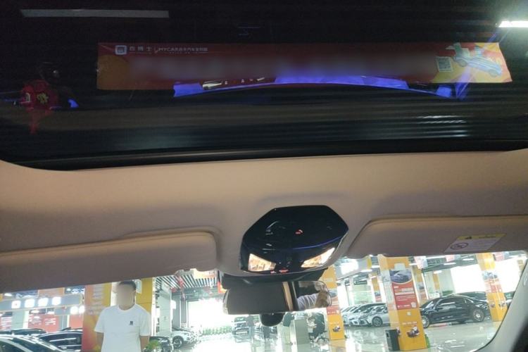 Used BMW 7 Series 2023 735Li Luxury Package Headliner