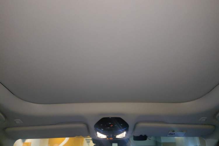Used BMW 7 Series 2023 735Li M Sport Package Headliner