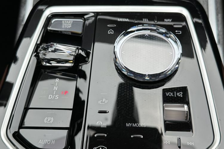 Used BMW 7 Series 2023 Restyled 740Li Luxury Edition M Sport Package Interior 1