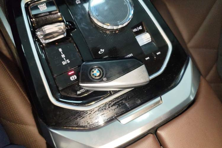 Used BMW 7 Series 2023 735Li M Sport Package Interior 1