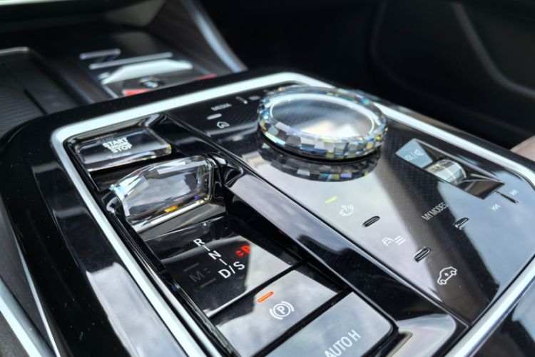 Used BMW 7 Series 2023 735Li M Sport Package Interior 1