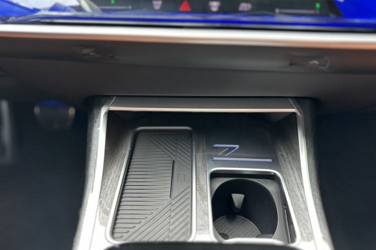 Used BMW 7 Series 2023 Restyled 740Li Luxury Edition M Sport Package Interior 15