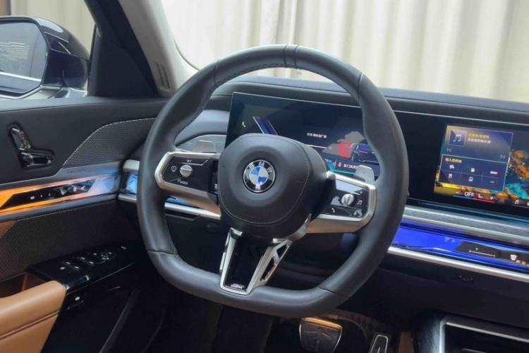 Used BMW 7 Series 2023 735Li M Sport Package Interior 2
