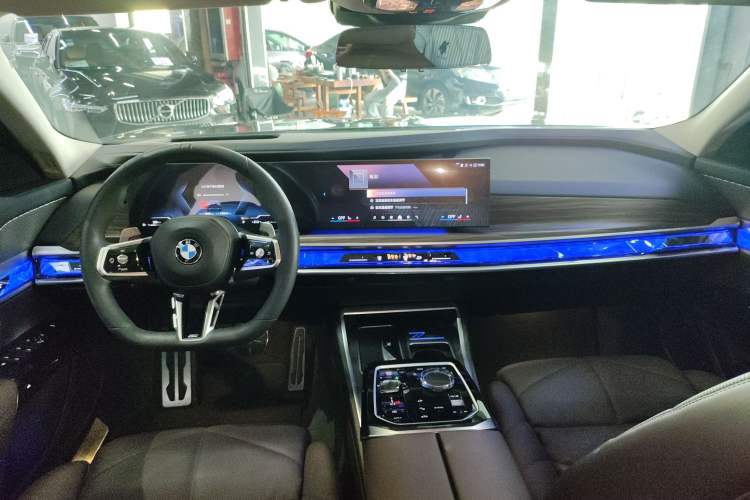Used BMW 7 Series 2023 740Li Leading Model M Sport Package Interior 2