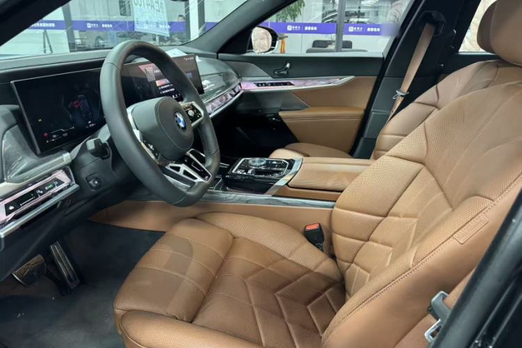Used BMW 7 Series 2023 Restyled 740Li Luxury Edition M Sport Package Interior 3