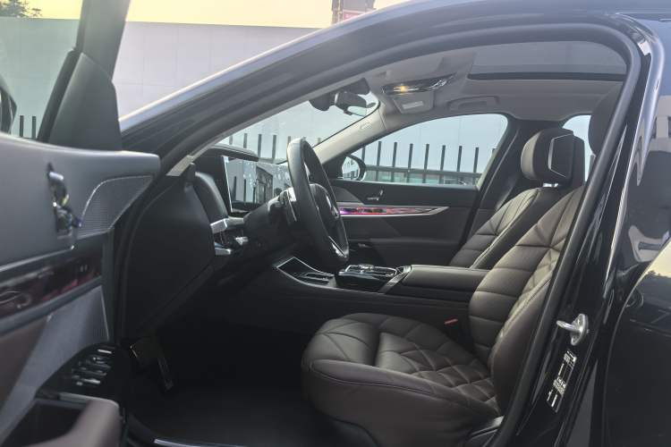 Used BMW 7 Series 2023 740Li Leading Model M Sport Package Interior 4