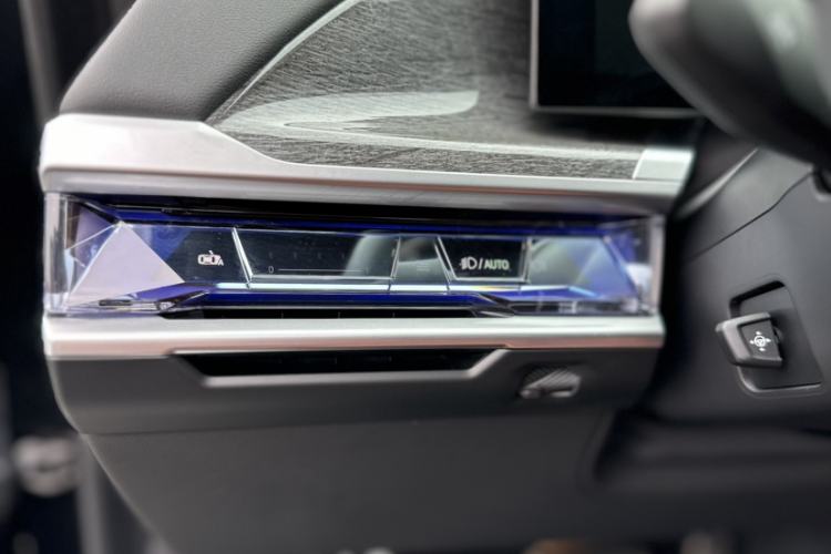 Used BMW 7 Series 2023 Restyled 740Li Luxury Edition M Sport Package Interior 4