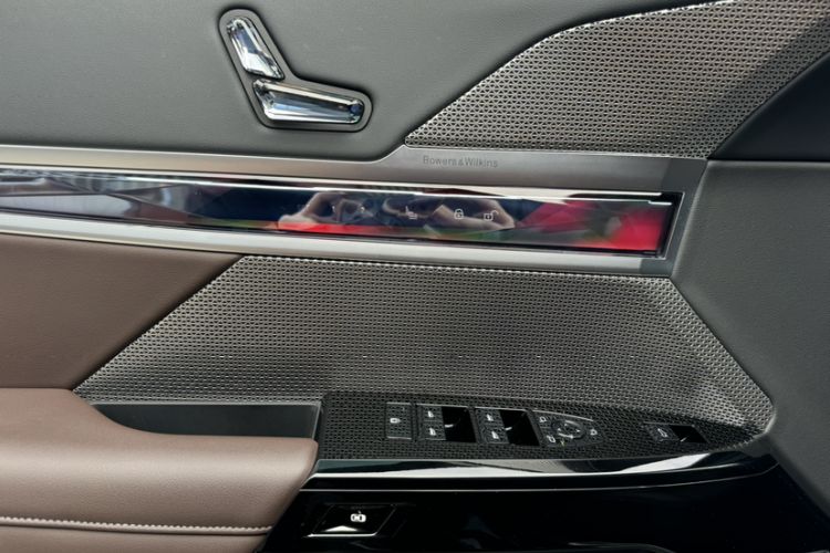 Used BMW 7 Series 2023 735Li M Sport Package Interior 4