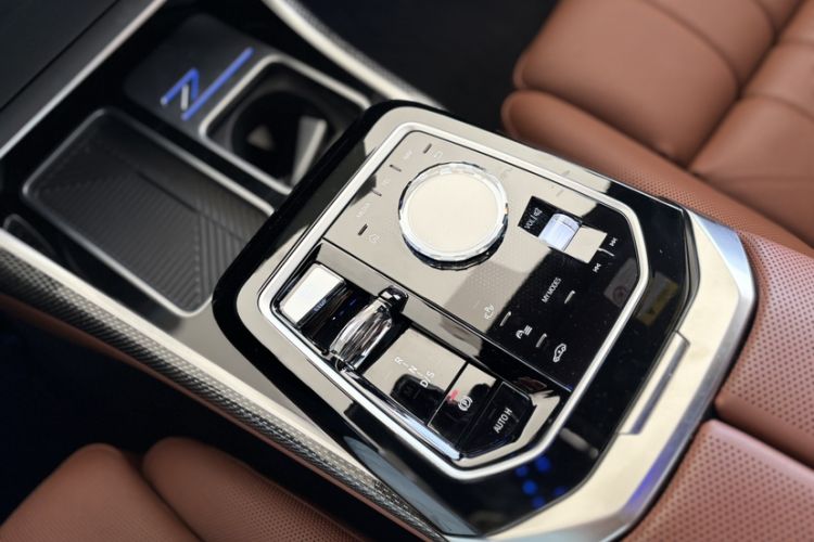 Used BMW 7 Series 2023 Restyled 740Li Luxury Edition M Sport Package Interior 5