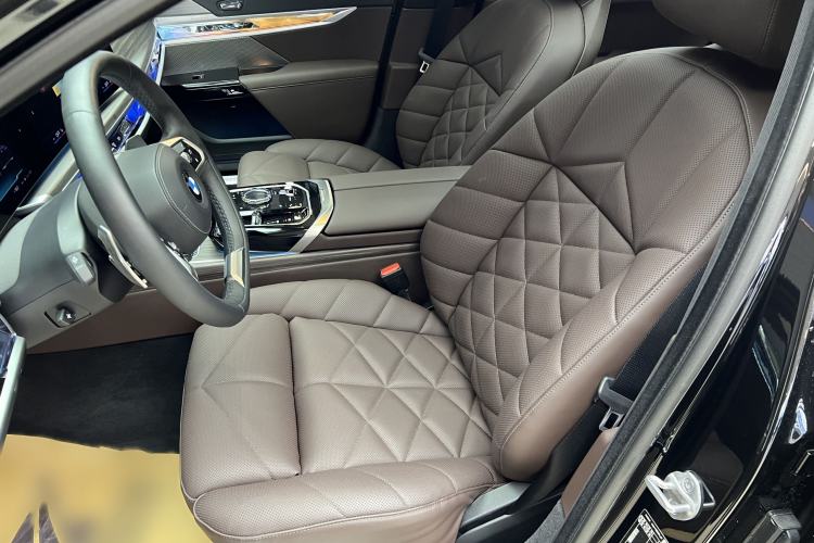 Used BMW 7 Series 2023 740Li Leading Edition Luxury Package Interior 5