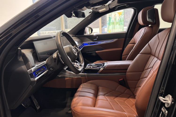 Used BMW 7 Series 2023 Restyled 740Li Luxury Edition M Sport Package Interior 6