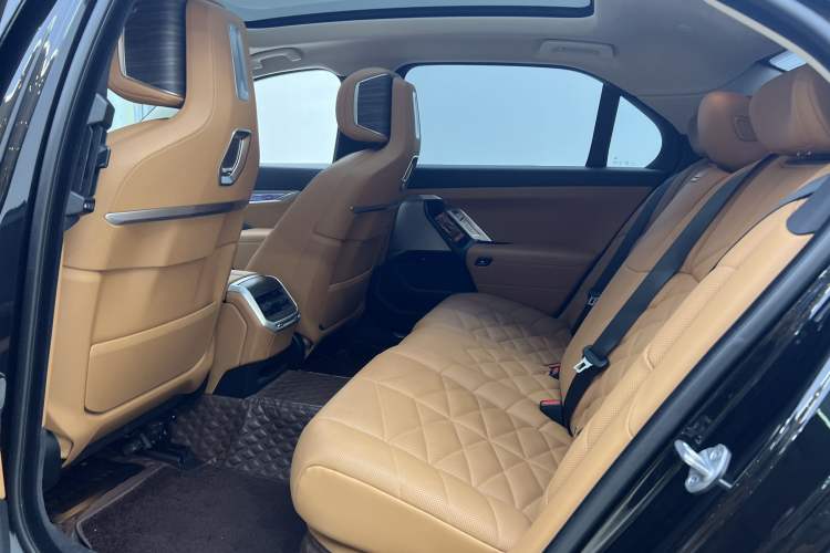 Used BMW 7 Series 2023 740Li Leading Edition Luxury Package Interior 6