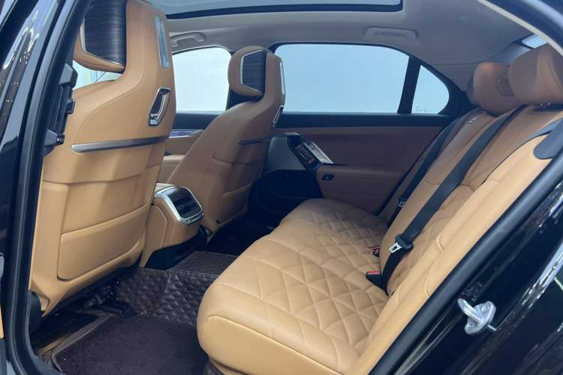 Used BMW 7 Series 2023 740Li Leading Edition Luxury Package Interior 6