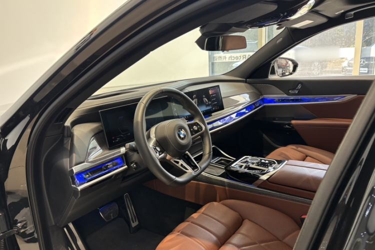Used BMW 7 Series 2023 Restyled 740Li Luxury Edition M Sport Package Interior 7