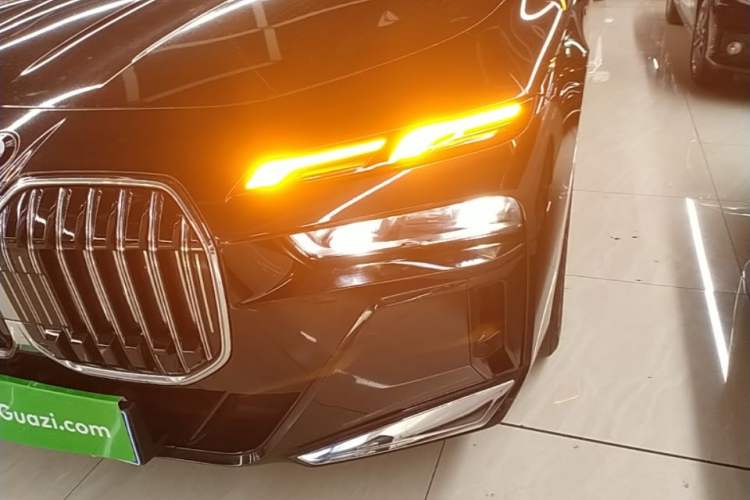 Used BMW 7 Series 2023 735Li M Sport Package Left Front Headlight