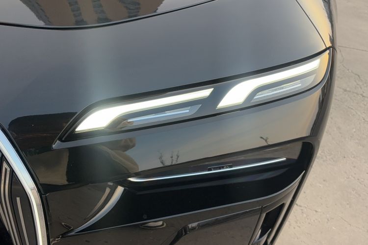 Used BMW 7 Series 2023 735Li M Sport Package Left Front Headlight