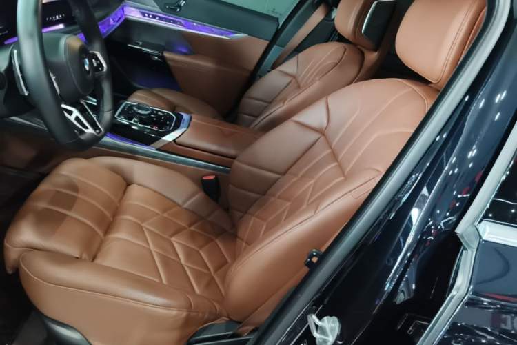 Used BMW 7 Series 2023 Restyled 740Li Luxury Edition M Sport Package Left Front Seat