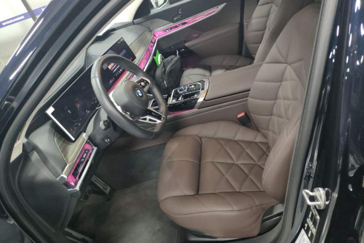 Used BMW 7 Series 2023 740Li Leading Model M Sport Package Left Front Seat