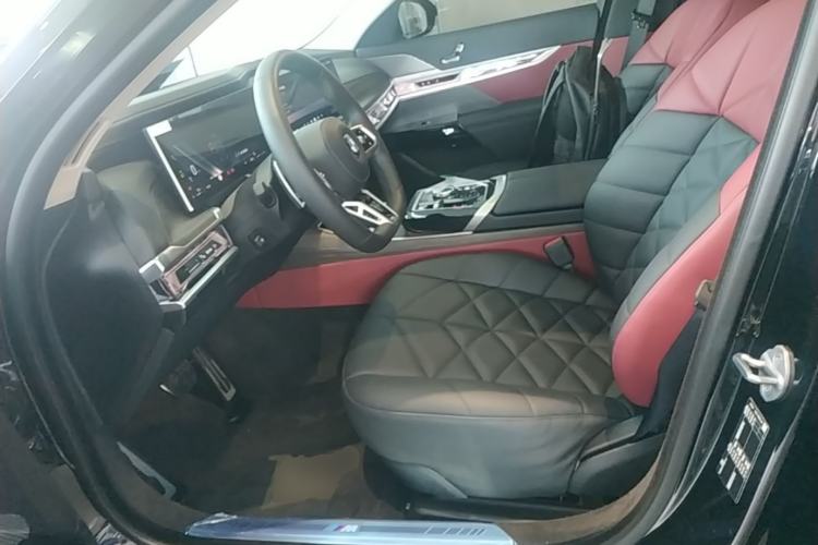Used BMW 7 Series 2023 735Li M Sport Package Left Front Seat
