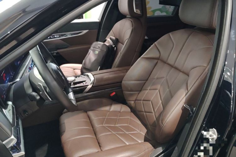 Used BMW 7 Series 2023 740Li Luxury Edition with Premium Package Left Front Seat
