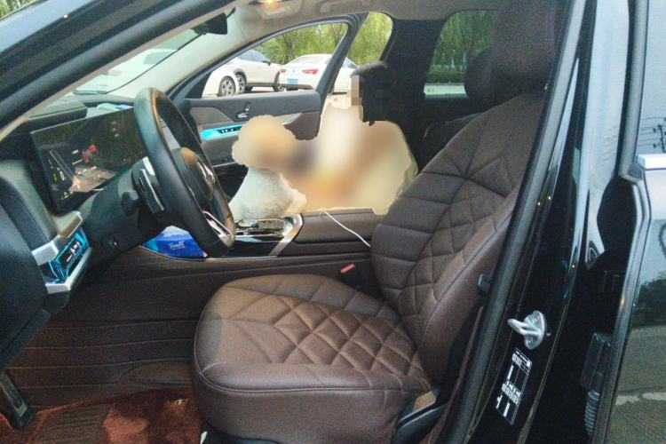 Used BMW 7 Series 2023 735Li M Sport Package Left Front Seat