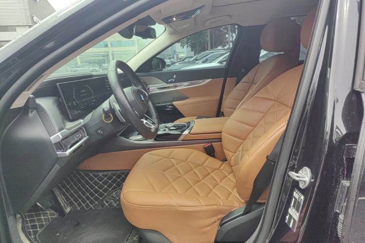 Used BMW 7 Series 2023 735Li M Sport Package Left Front Seat
