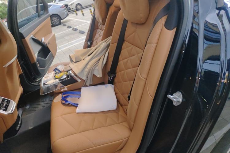 Used BMW 7 Series 2023 735Li M Sport Package Left Rear Seat