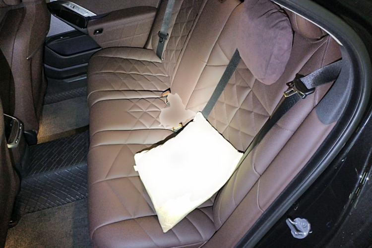 Used BMW 7 Series 2023 735Li M Sport Package Left Rear Seat