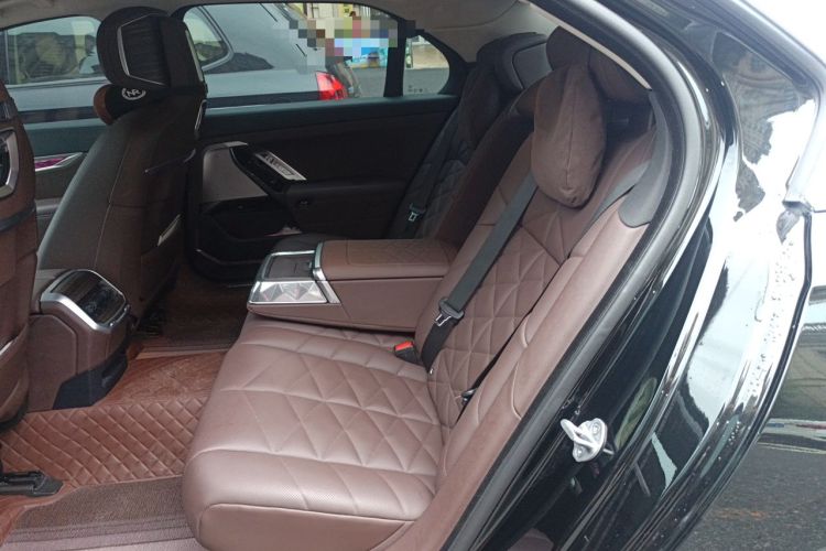 Used BMW 7 Series 2023 740Li Leading Edition Luxury Package Left Rear Seat
