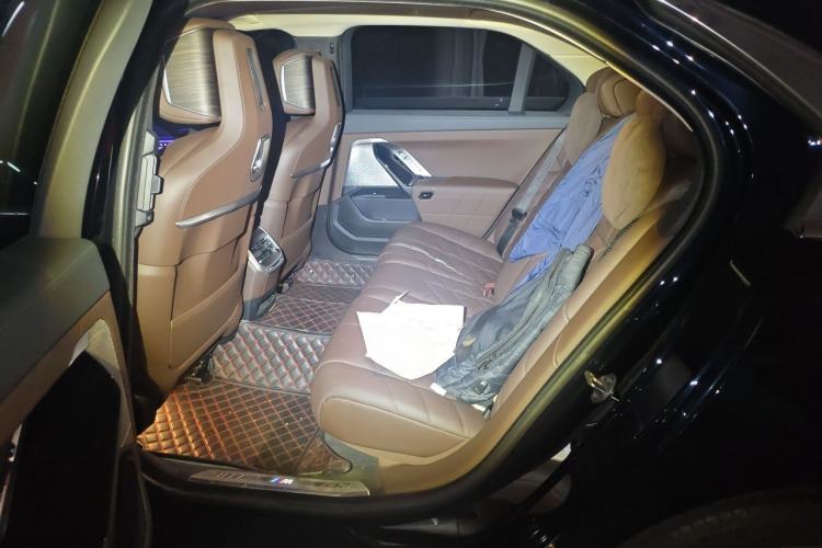 Used BMW 7 Series 2023 740Li Leading Model M Sport Package Left Rear Seat