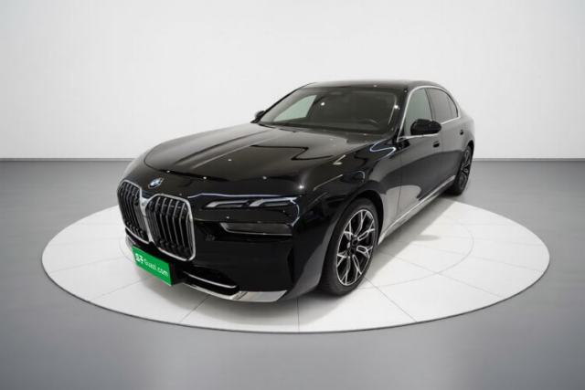 Used BMW 7 Series 2023 735Li Luxury Package