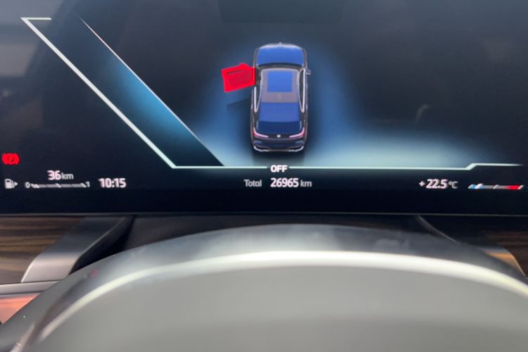 Used BMW 7 Series 2023 735Li M Sport Package Odometer Close Up