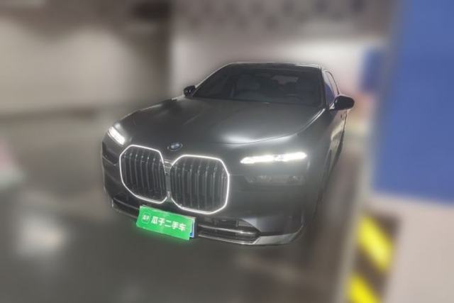 Used BMW 7 Series 2023 740Li Luxury Edition with Premium Package