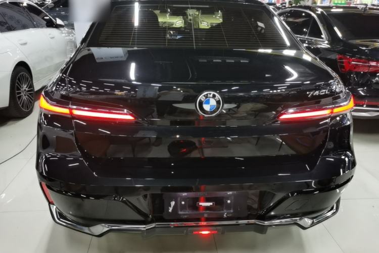 Used BMW 7 Series 2023 735Li M Sport Package Rear