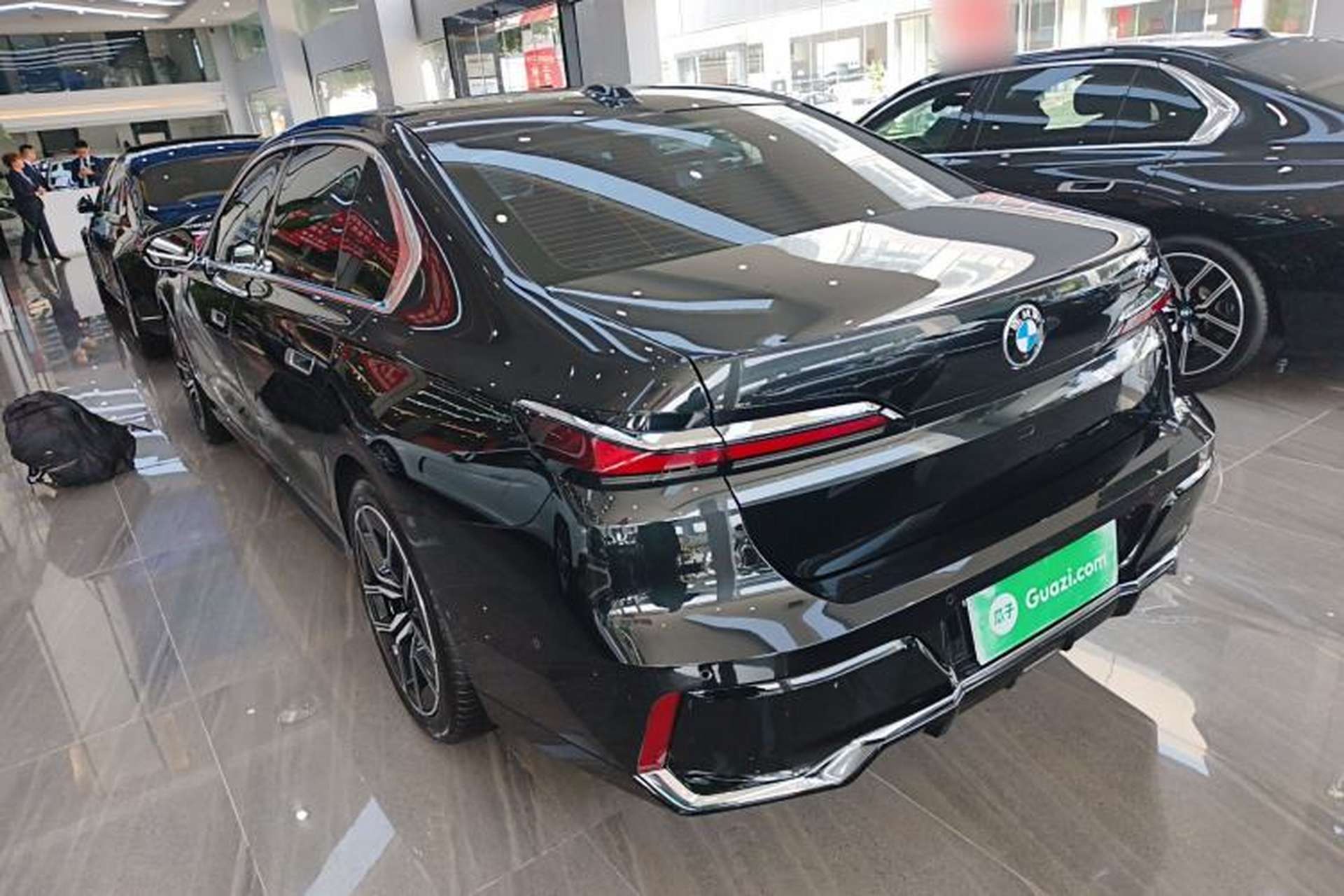 Used BMW 7 Series 2023 735Li M Sport Package Rear Left 45 Deg